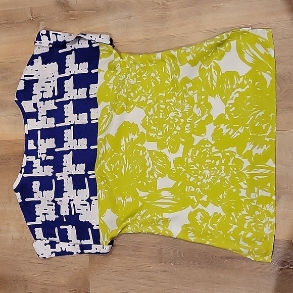 Trina Turk Blue Gren WHite Bicolor Printed Blouse S - Picture 8 of 12